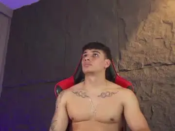 Chaturbate Live Sex Cam of joseph__boy
