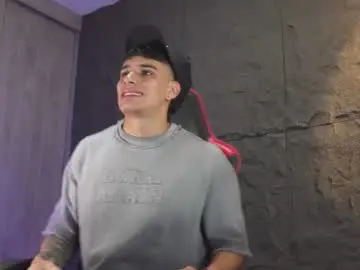 Chaturbate Free Porn Cam of joseph__boy