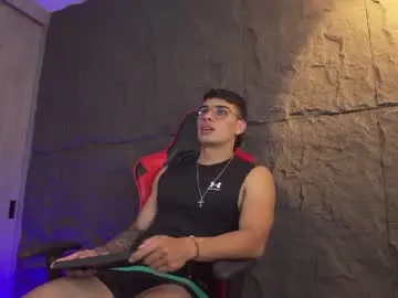 Chaturbate Free Live Porn of joseph__boy