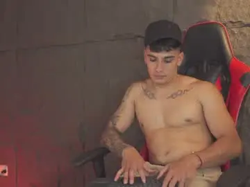 Chaturbate Best live sex cam show of joseph__boy
