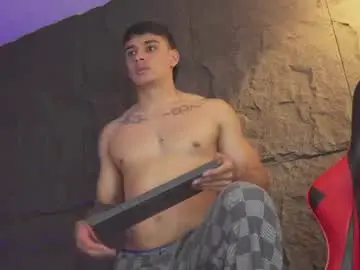 Chaturbate Sex Cam of joseph__boy