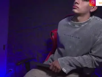 Chaturbate Nude Webcam of joseph__boy