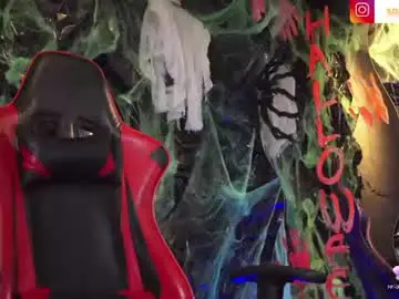 Chaturbate Live Sex Cam of joseph__boy