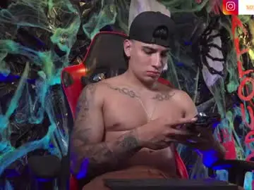 Chaturbate Free Live Porn of joseph__boy