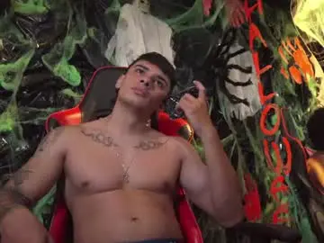 Chaturbate Live Sex Cam of joseph__boy