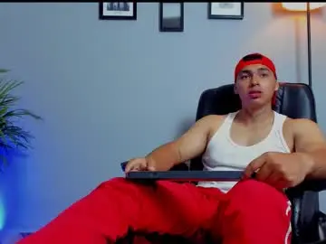 Chaturbate Free Live Porn of ronnie_canford