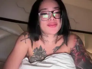 Chaturbate Live Sex Cam of katy_monrroy