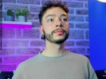 Chaturbate Live Sex Cam of noah_ricci_