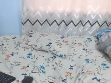 Chaturbate Live Sex of petite_love01