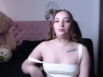 Chaturbate Live Sex Cam of shukura_bsb