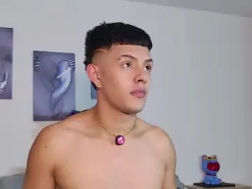 Chaturbate Live Sex Cam of steveen_1604