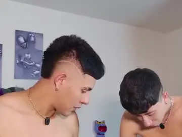 Chaturbate Sex Cam of steveen_1604