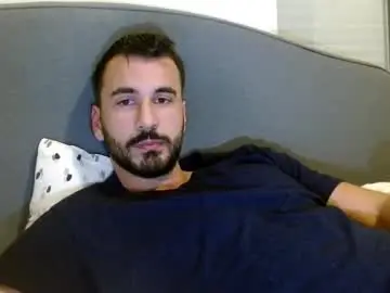 Chaturbate Live Sex of hornyasfuckk33