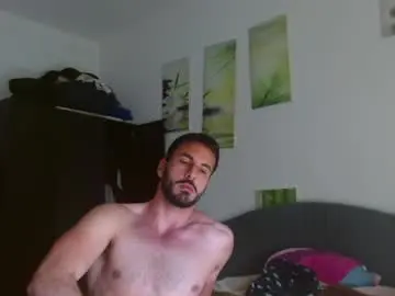 Chaturbate Live Sex of hornyasfuckk33