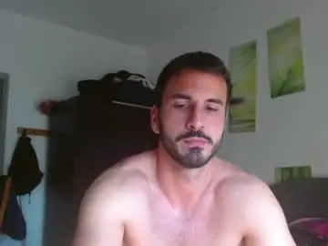 Chaturbate Live Porn of hornyasfuckk33