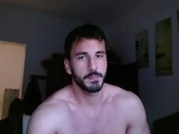 Chaturbate Live Sex Cam of hornyasfuckk33