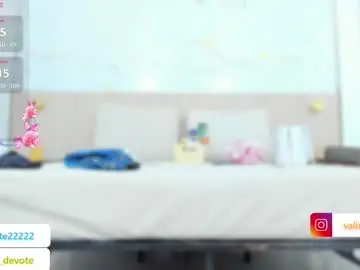 Chaturbate Live Sex of valirya_devote
