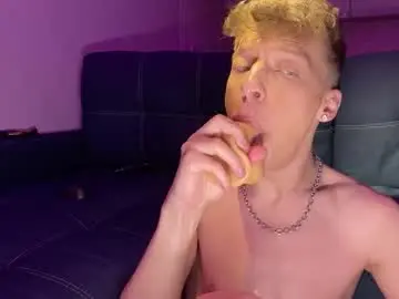 Chaturbate Sex Chat of andytwinkkk