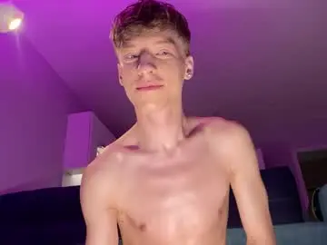 Chaturbate Live Porn of andytwinkkk