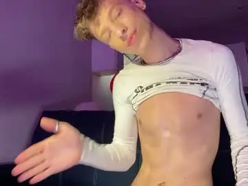 Chaturbate Nude Webcam of andytwinkkk