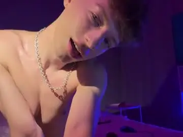 Chaturbate Sex Cam of andytwinkkk