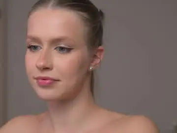 Chaturbate Adult Video Chat of ella_twinkle