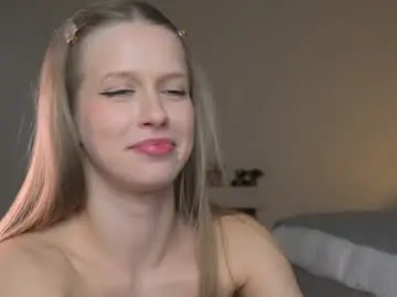 Chaturbate Live Sex of ella_twinkle