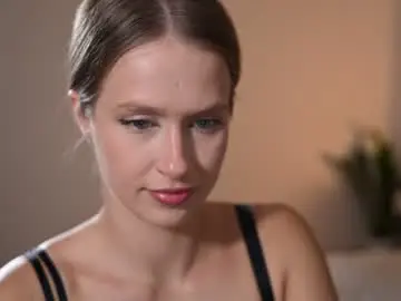Chaturbate Free Porn Cam of ella_twinkle