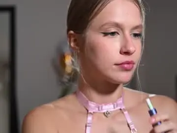 Chaturbate Watch Live Sex Cams of ella_twinkle
