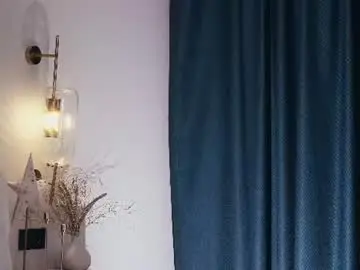Chaturbate Sex Cam of ella_twinkle