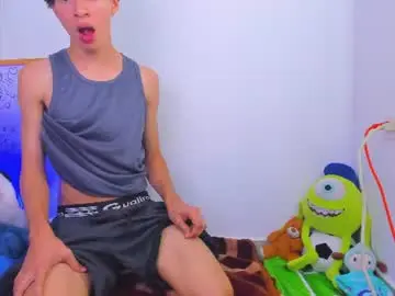 Chaturbate Adult Video Chat of ely_king