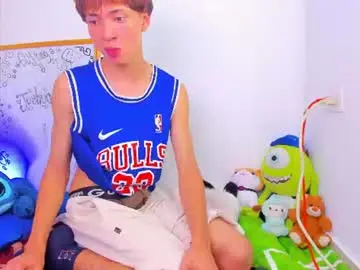 Chaturbate Adult Video Chat of ely_king