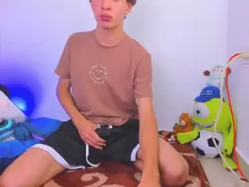 Chaturbate Live Sex of ely_king