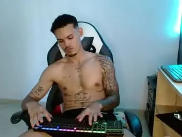 Chaturbate Nude Webcam of master_black777