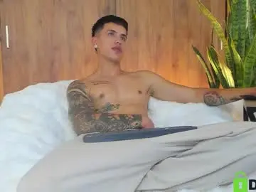 Chaturbate Live Sex Cam of sebas_w01