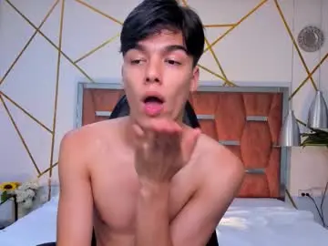 Chaturbate Live Sex Cam of gerony_