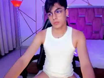 Chaturbate Free Live Porn of gerony_