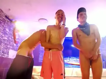 Chaturbate Sex Cam of goldenjoi