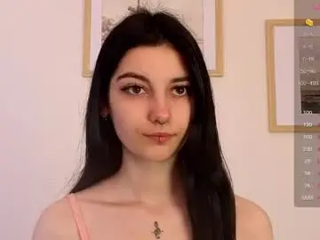 Chaturbate Live Sex Cam of grace_bisho