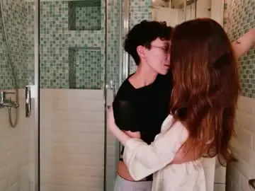 Chaturbate Adult Webcams of pinktwinss