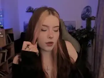 Chaturbate Live Sex Cam of coramiel