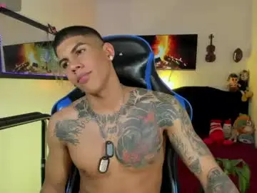 Chaturbate Live Sex of damian_latinxxx