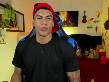 Chaturbate Nude Webcam of damian_latinxxx