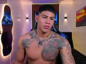 Chaturbate Live Sex of damian_latinxxx