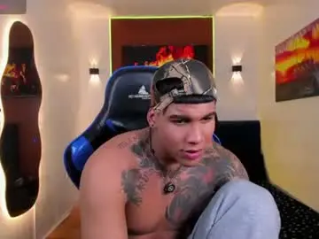 Chaturbate Sex Chat of damian_latinxxx