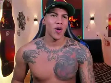 Chaturbate Sex Cam of damian_latinxxx