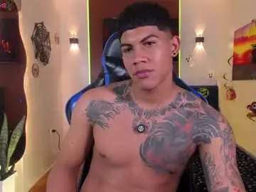 Chaturbate Sex Chat of damian_latinxxx