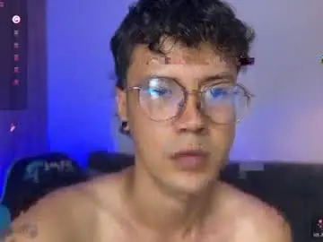 Chaturbate Best live sex cam show of leaneseb