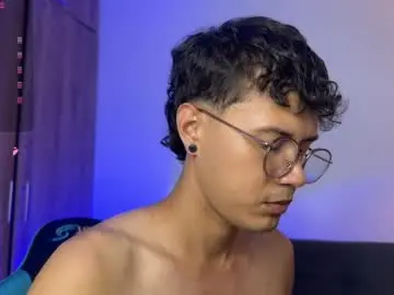 Chaturbate Sex Chat of leaneseb