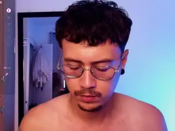 Chaturbate Nude Webcam of leaneseb
